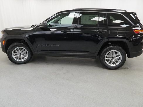 New 2026 Jeep Grand Cherokee Laredo X AWD/4WD image 14