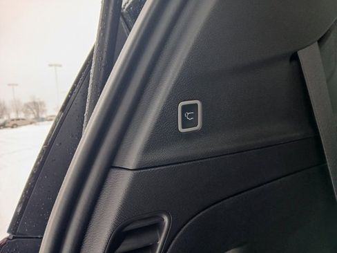 New 2026 Chrysler Pacifica Select image 25