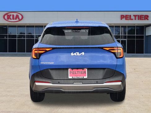 New 2026 Kia Sportage EX FWD image 4