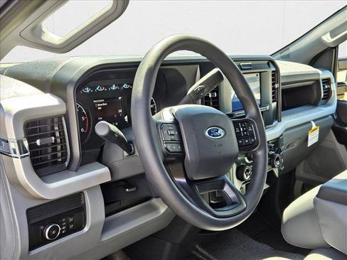 New 2026 Ford F350 XL w/ XL Chrome Package RWD image 3
