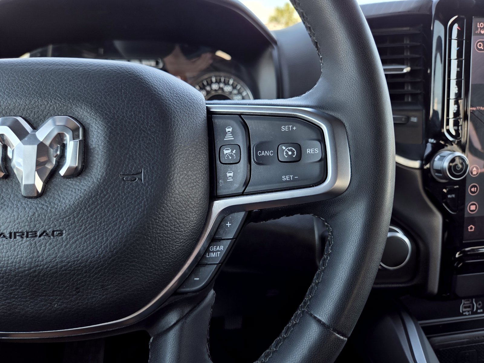 Used 2025 RAM 1500 Big Horn AWD/4WD image 46