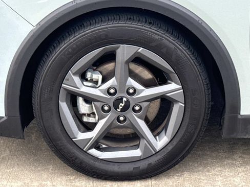 Used 2025 Kia K4 FWD image 5