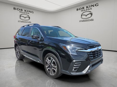 Used 2023 Subaru Ascent Limited image 17