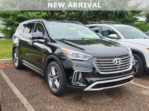 Used 2018 Hyundai Santa Fe Limited AWD/4WD image 1