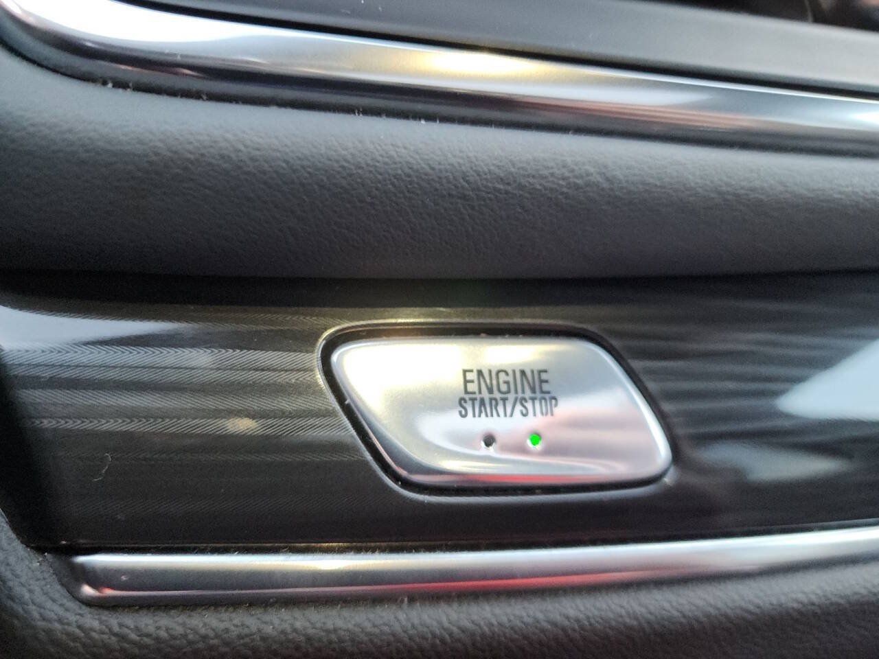 Used 2024 Buick Enclave Essence w/ Experience Buick Package AWD/4WD image 28