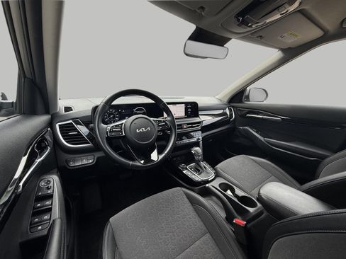 Used 2024 Kia Seltos S AWD/4WD image 25