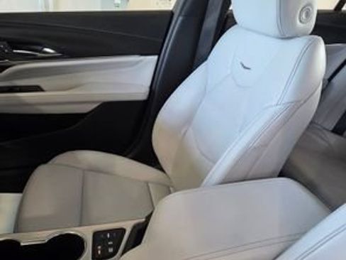 Used 2021 Cadillac CT4 Premium Luxury image 22