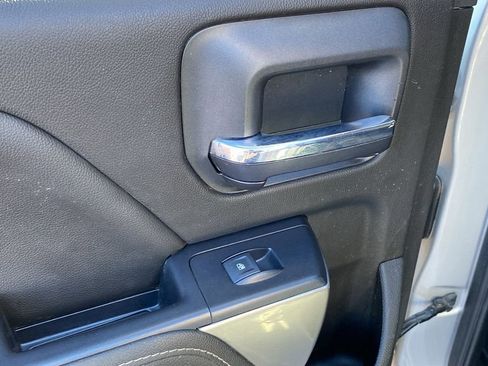 Used 2018 Chevrolet Silverado 1500 LT w/ Texas Edition image 12