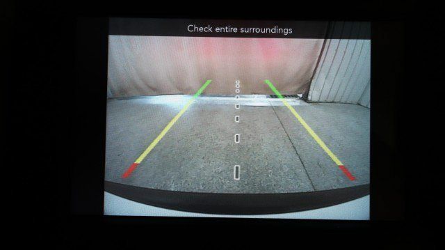 Used 2020 Jeep Cherokee Latitude Plus w/ Cold Weather Group AWD/4WD image 16