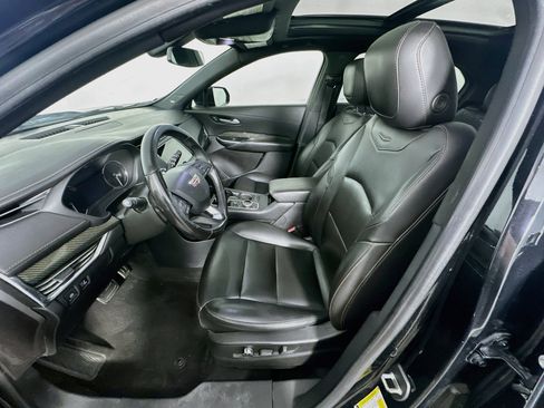 Used 2019 Cadillac XT4 Sport FWD image 13