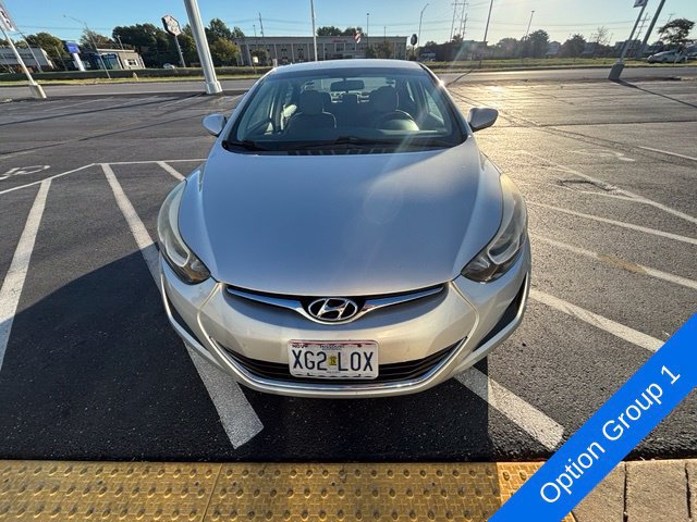 Used 2016 Hyundai Elantra SE FWD image 2