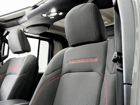 Used 2020 Jeep Gladiator Rubicon image 10