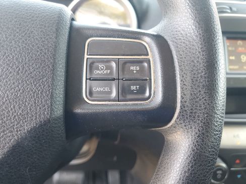 Used 2015 Dodge Journey SXT w/ Flexible Seating Group FWD image 17