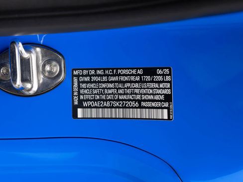 Used 2025 Porsche 718 Cayman GT4 RS RWD image 19