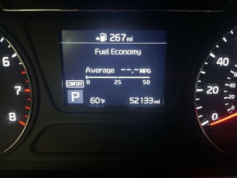 Used 2020 Kia Sorento LX FWD image 6