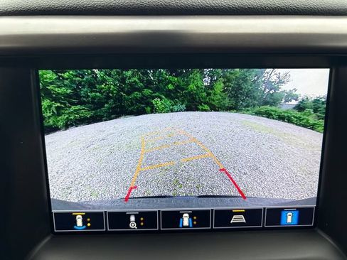 Certified 2023 GMC Acadia AT4 w/ Technology Package AWD/4WD image 32