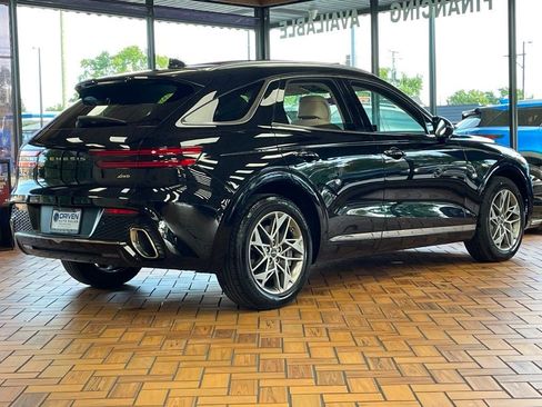 Used 2025 Genesis GV70 2.5T w/ Advanced Package AWD/4WD image 10