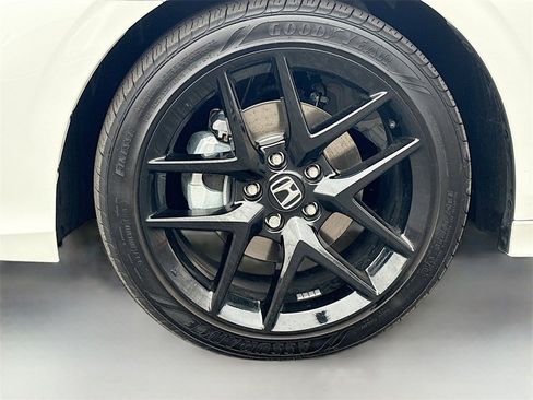 Used 2026 Honda Civic Sport image 30