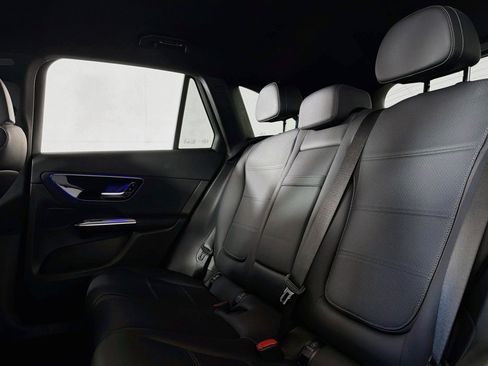 Certified 2026 Mercedes-Benz GLC 300 image 9
