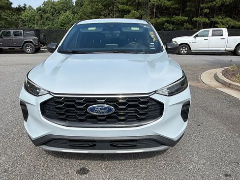 Used 2025 Ford Escape ST-Line FWD image 3