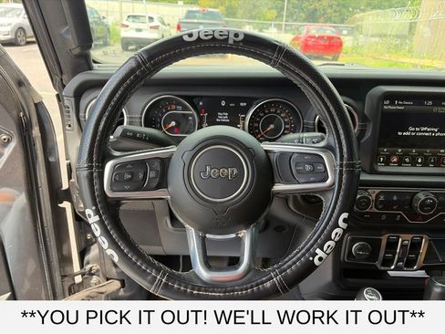 Used 2021 Jeep Gladiator Overland w/ Popular Equipment Package AWD/4WD image 11