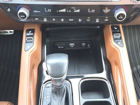Used 2025 Kia Telluride SX Prestige X-Pro AWD/4WD image 24