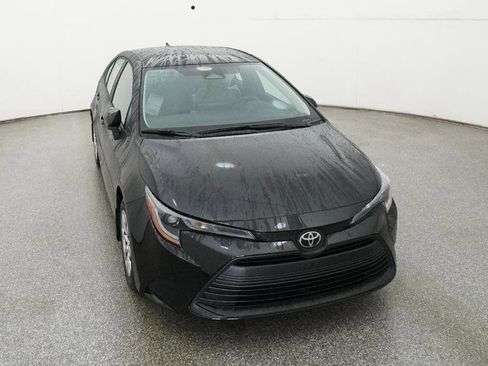Certified 2026 Toyota Corolla LE image 32