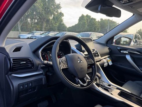 New 2025 Mitsubishi Eclipse Cross SE image 30