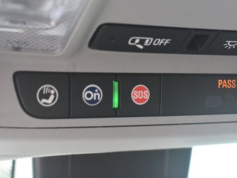 Used 2023 GMC Terrain SLE w/ Driver Convenience Package FWD image 29