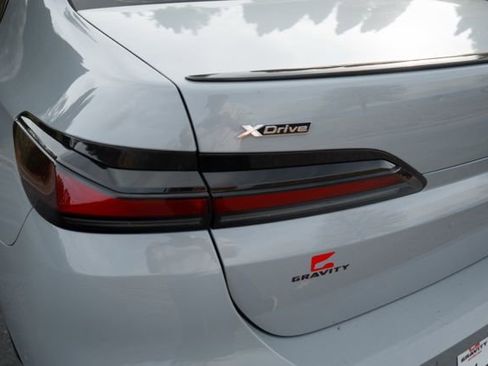 Used 2023 BMW 760i xDrive w/ Executive Package image 20