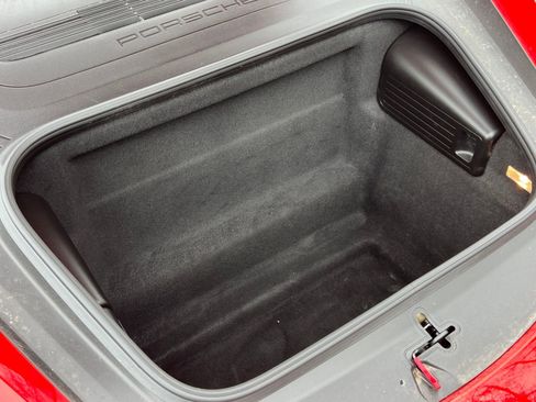 Used 2018 Porsche 718 Cayman S image 33