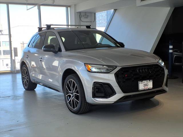 Certified 2023 Audi SQ5 Premium Plus w/ Premium Plus Package AWD/4WD image 3