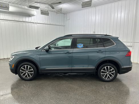 Used 2020 Volkswagen Tiguan SE AWD/4WD image 20