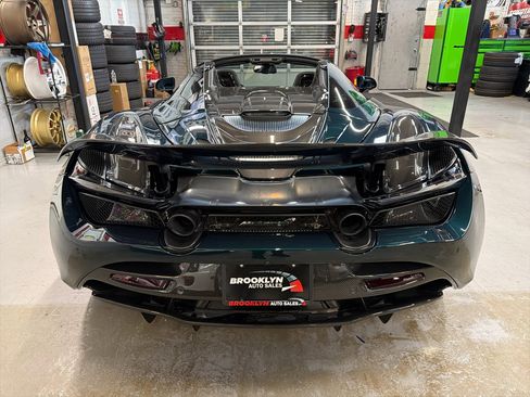 Used 2023 McLaren 720S Performance image 8