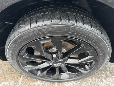 Used 2022 Kia Sorento SX image 21