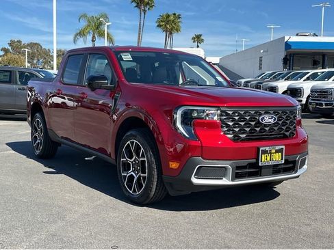 New 2026 Ford Maverick Lariat image 3