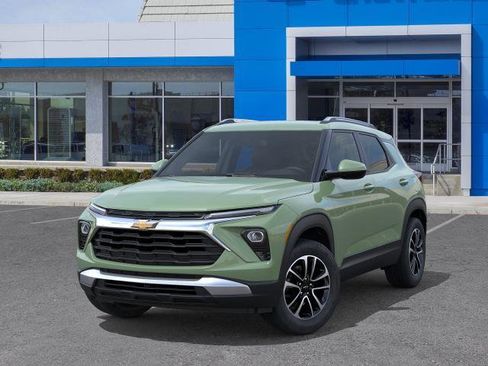 New 2026 Chevrolet TrailBlazer LT FWD image 6