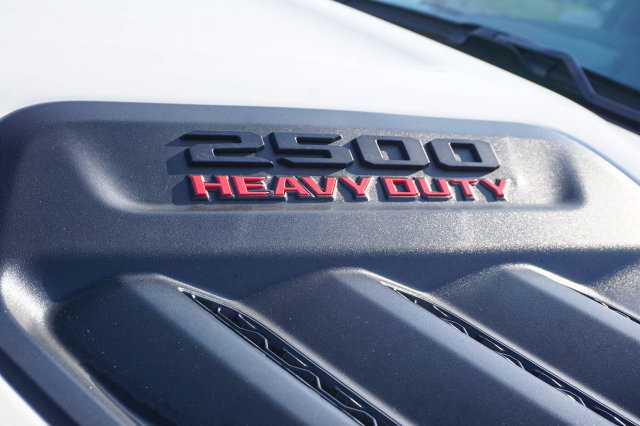 Used 2026 RAM 2500 Laramie AWD/4WD image 13