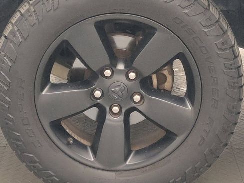 Used 2019 RAM 1500 Classic Warlock RWD image 31