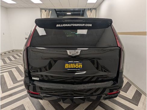 Used 2022 Cadillac Escalade Sport Platinum AWD/4WD image 28