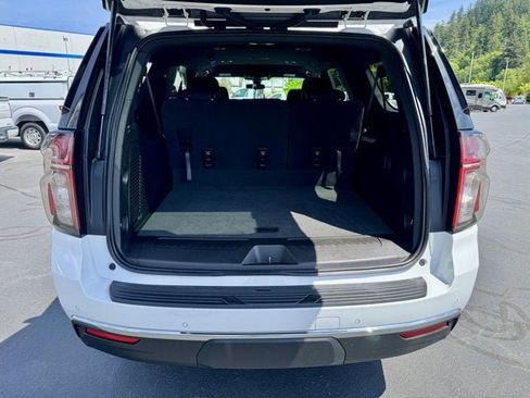 Used 2022 Chevrolet Suburban LS AWD/4WD image 6