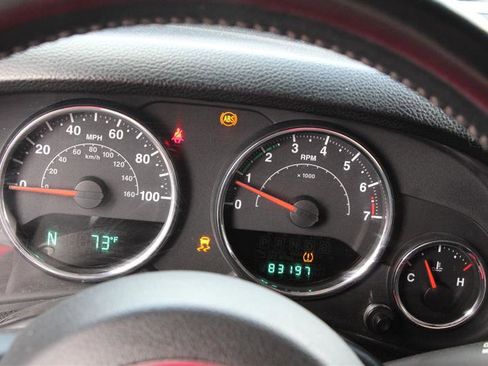 Used 2012 Jeep Wrangler Unlimited Rubicon w/ Dual Top Group AWD/4WD image 26