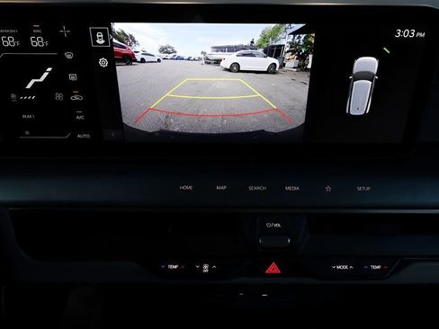 Used 2024 Kia EV9 Wind image 38