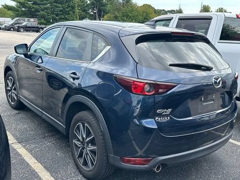 Used 2018 MAZDA CX-5 Touring w/ Preferred Equipment Package AWD/4WD image 4