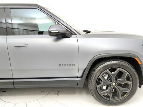 Used 2026 Rivian R1S Adventure AWD/4WD image 21