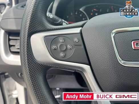 Used 2024 GMC Terrain SLE w/ Driver Convenience Package FWD image 29
