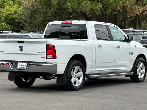 Used 2018 RAM 1500 Classic SLT w/ Luxury Group AWD/4WD image 4