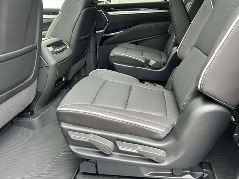 New 2026 Cadillac Escalade ESV Sport w/ Touring Package AWD/4WD image 14