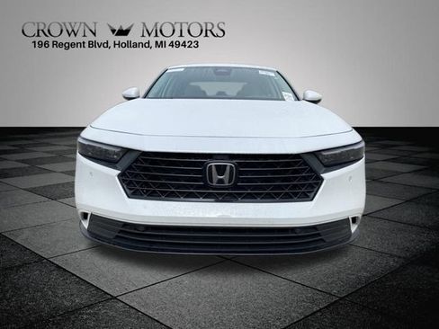 Used 2024 Honda Accord EX-L image 6