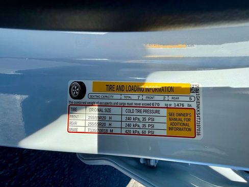 New 2026 GMC Acadia Elevation w/ Elevation Premium Package image 18